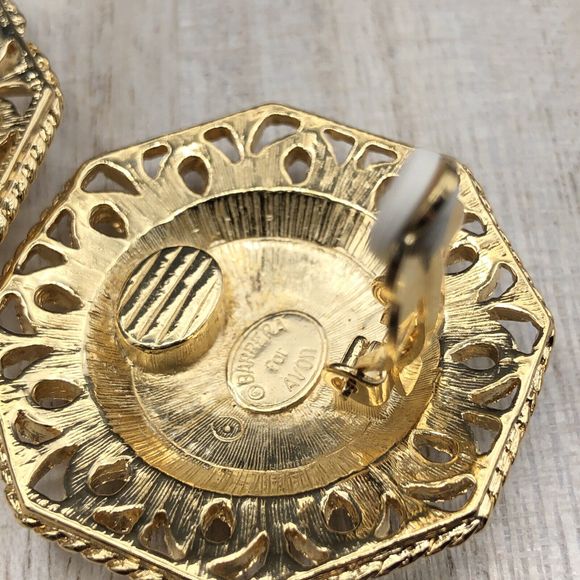 Jose Maria Barrera For Avon Earrings FALLING LEAVES Gold Tone Clip On MINT - Picture 5 of 9